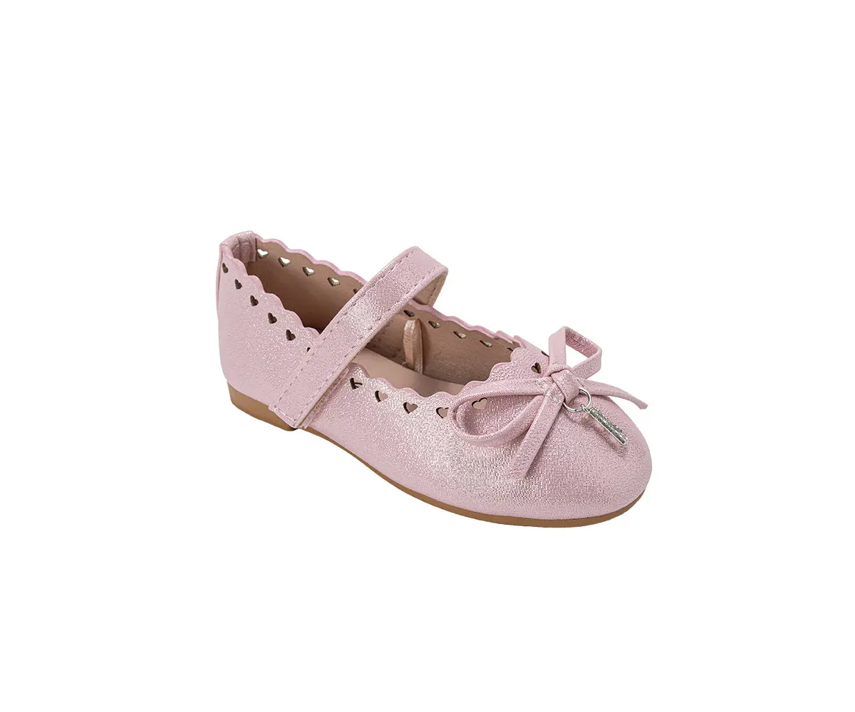 Bebe Toddler Girl's Flat With Bow And Hanging B Charm 1
