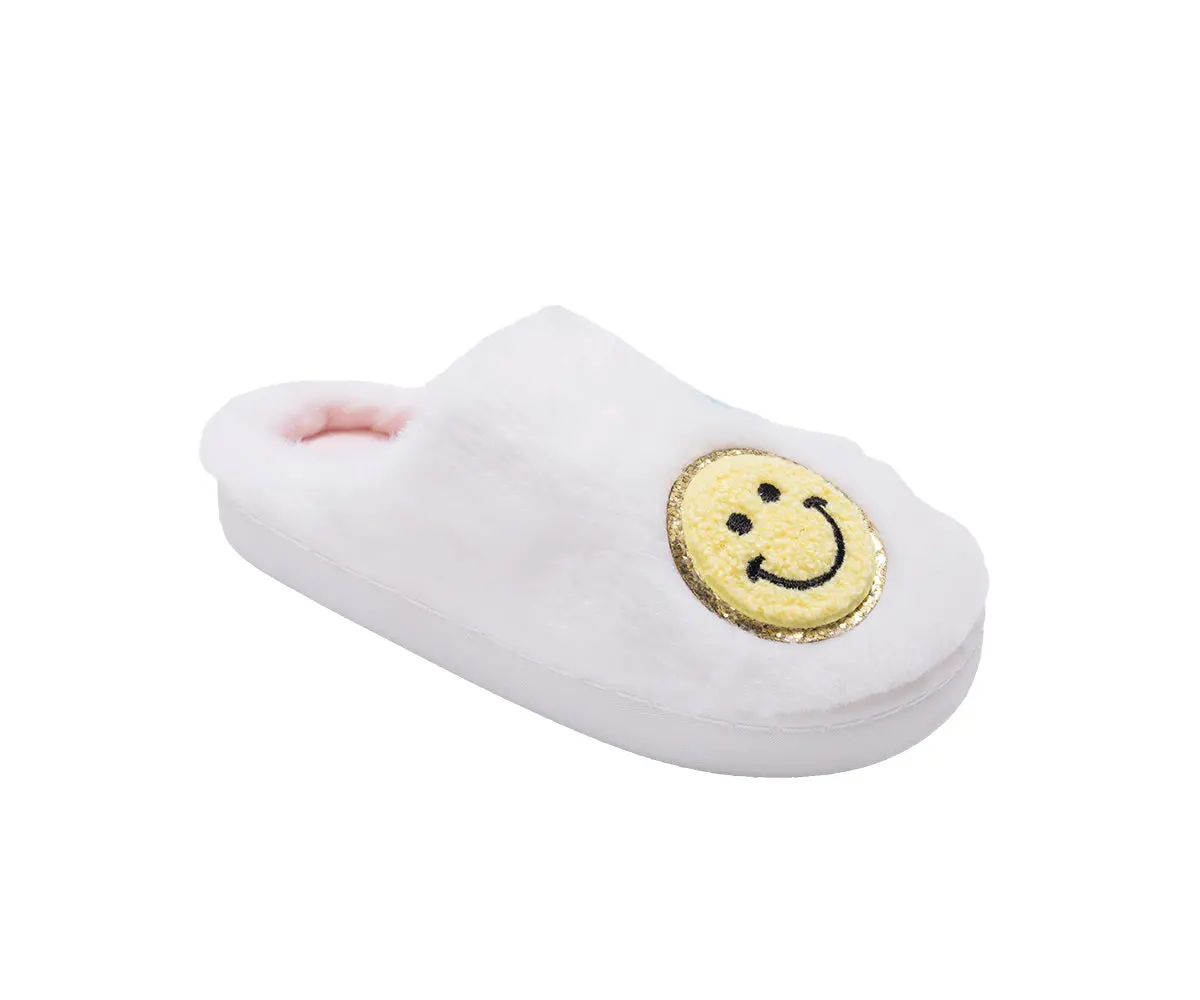Kensie Girls' Faux Fur Slippers – Cozy Slip-On House Slippers With Cute Patches, Soft Plush Indoor Shoes For Little Kid/Big Kid 1