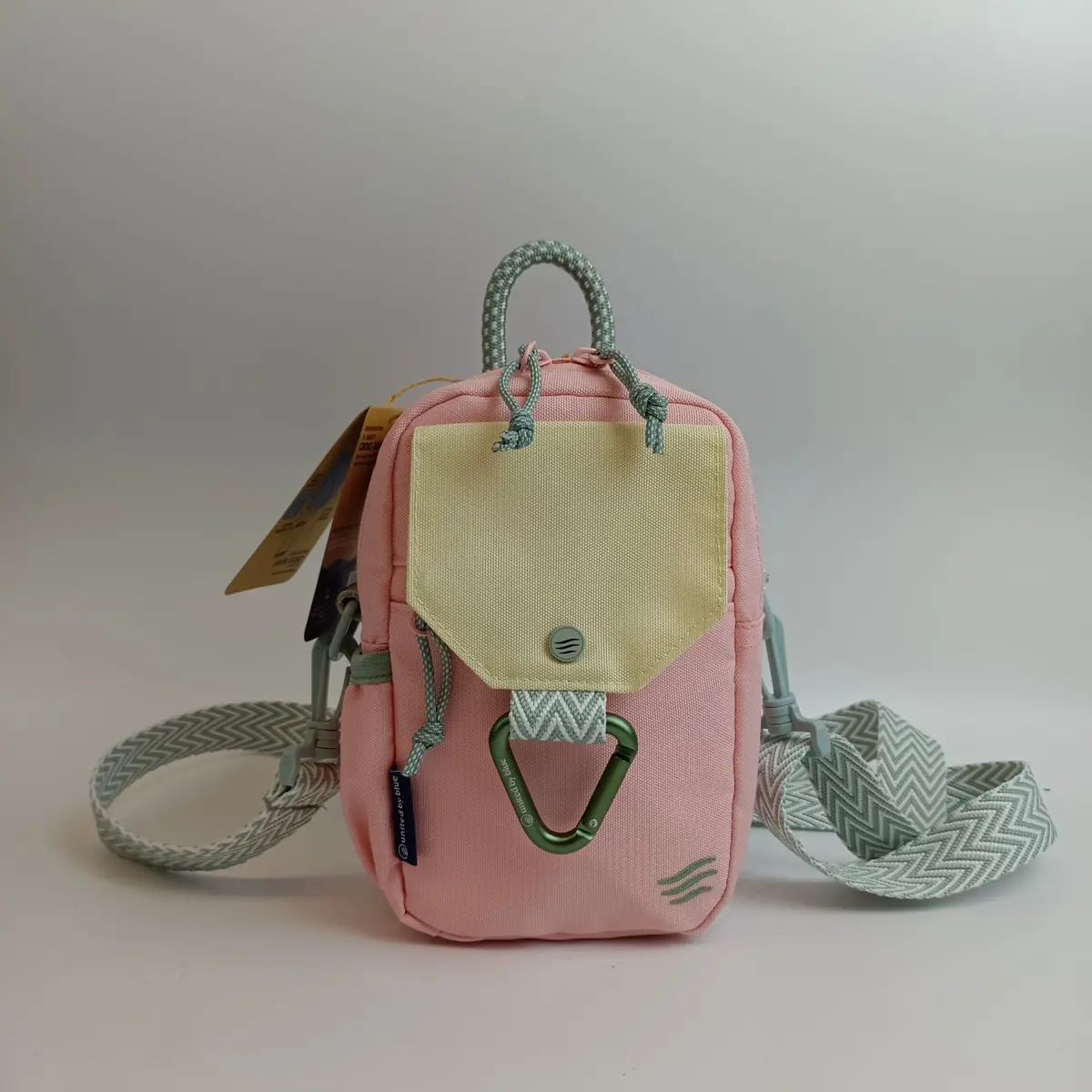 (R)Evolution Daily Crossbody 1